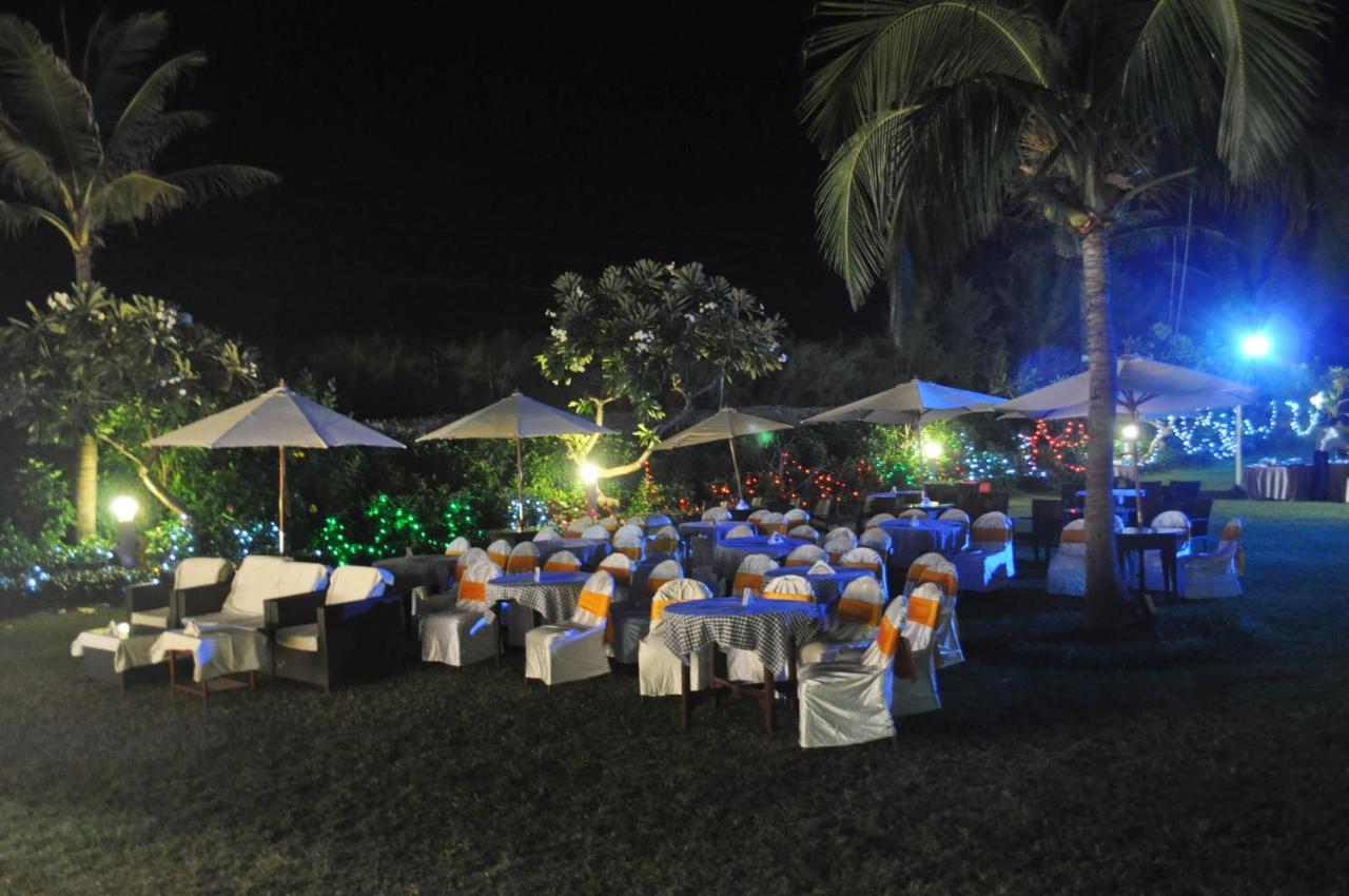 The Hans Coco Palms Puri Exterior foto