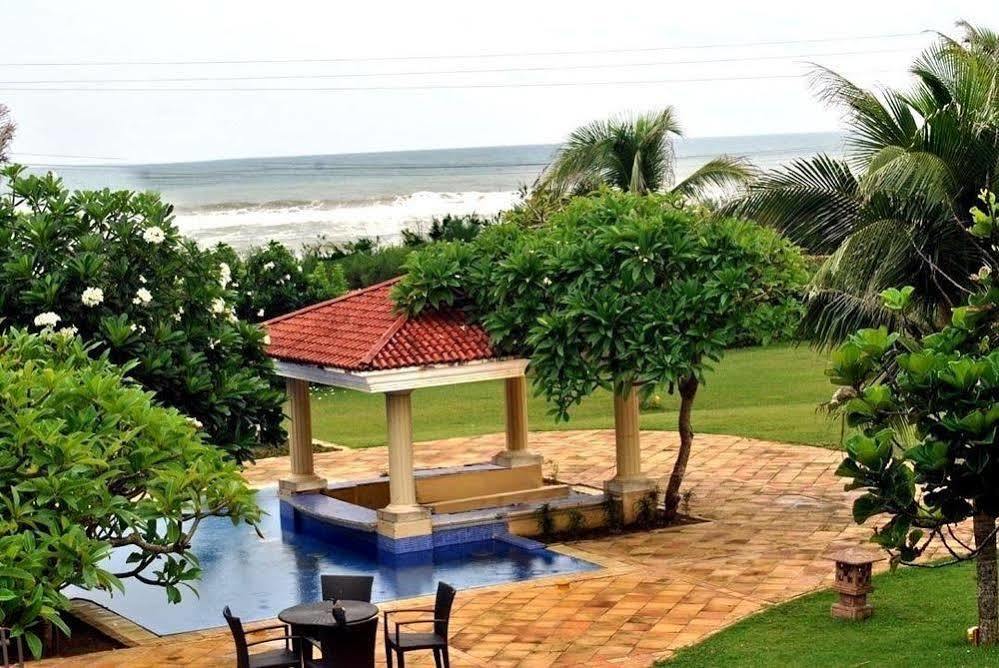 The Hans Coco Palms Puri Exterior foto