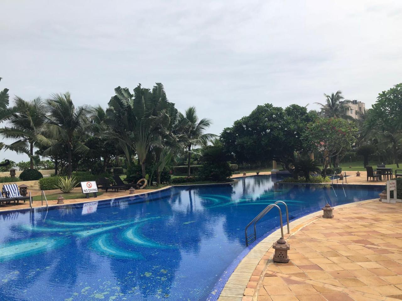 The Hans Coco Palms Puri Exterior foto