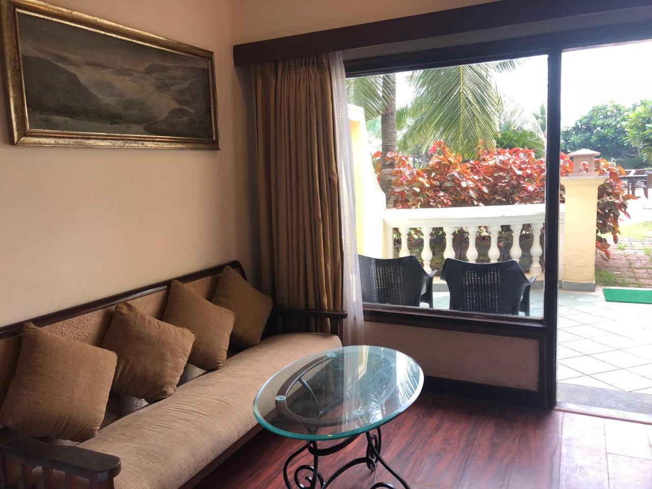 The Hans Coco Palms Puri Exterior foto